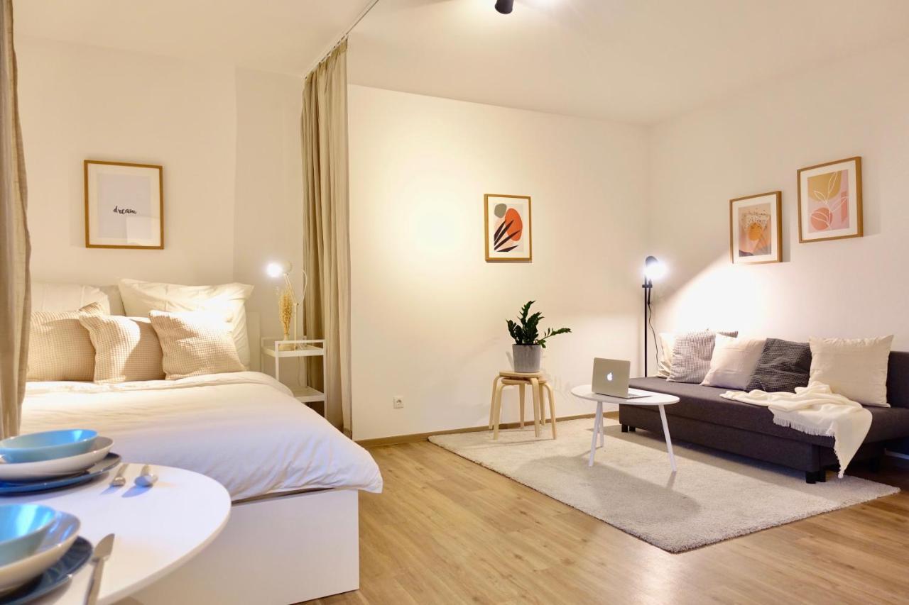 Neu - Gemuetliches Und Modernes Apartment Mit Stellplatz Koblenz  Luaran gambar