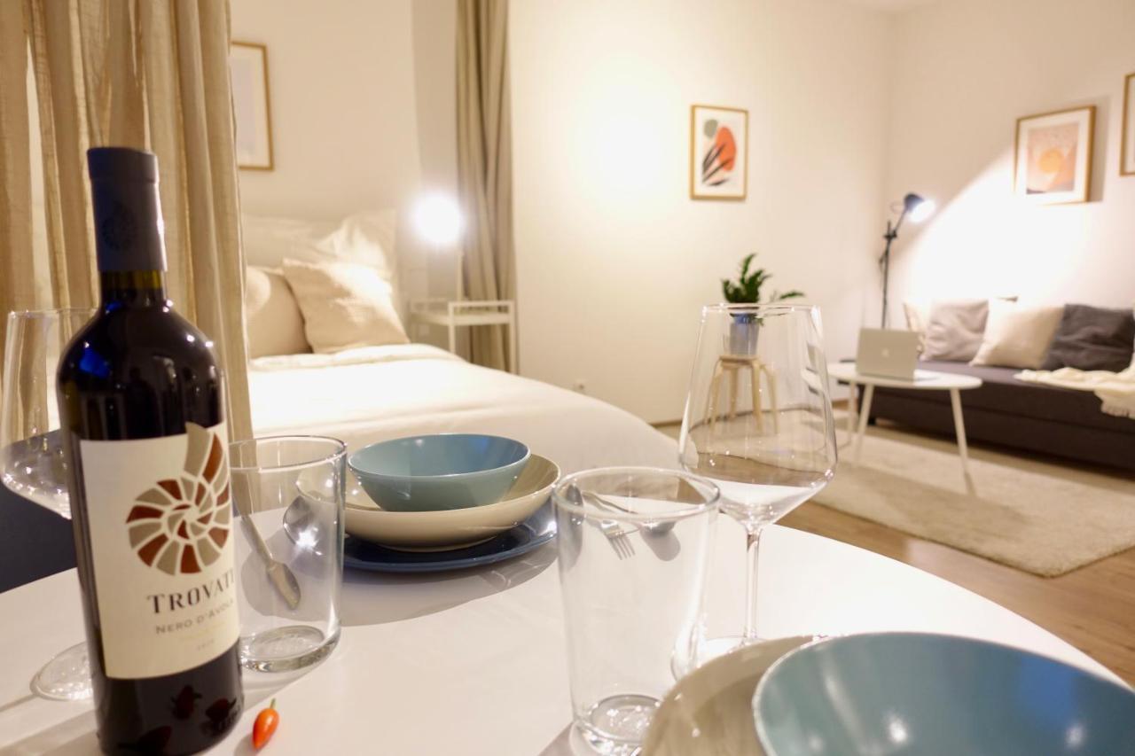 Neu - Gemuetliches Und Modernes Apartment Mit Stellplatz Koblenz  Luaran gambar